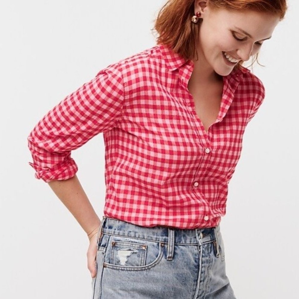 J Crew Long Sleeve Classic Gingham button up shirt- cranberry & pink sz 6